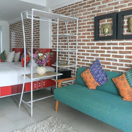 Base Guest House Canggu  Exterior photo