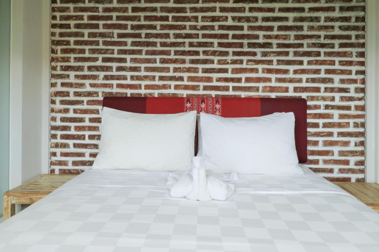 Base Guest House Canggu  Exterior photo